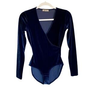 Madewell V-Neck Velvet Minimal Prep Shabby Chic Night Out Wrap Bodysuit